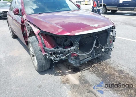 2013 Hyundai Genesis 3.8 from USA, damaged, VIN KMHGC4DD8DU237002